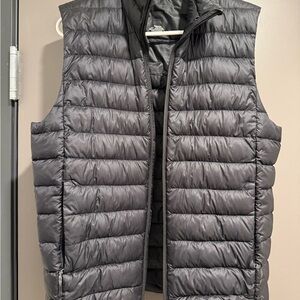 Men's Black Puffer Vest